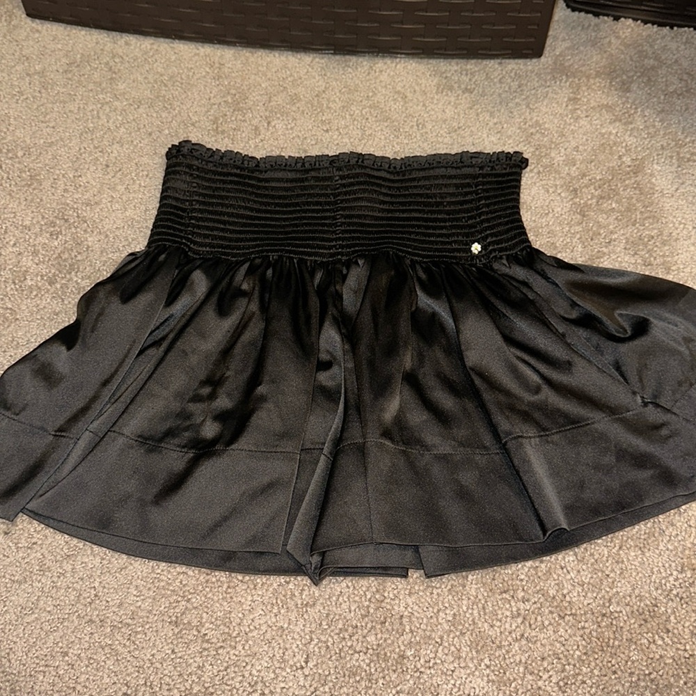 Natural life shorts